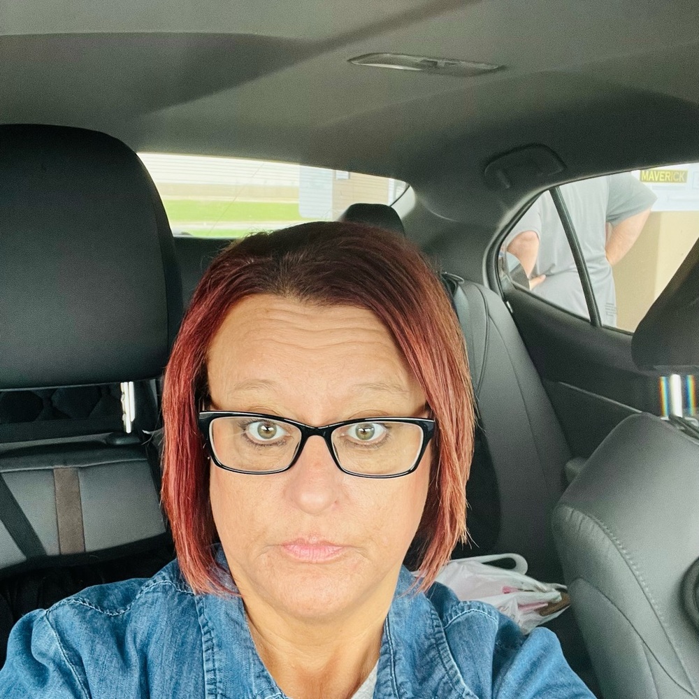 Meet your Posher, Tonya